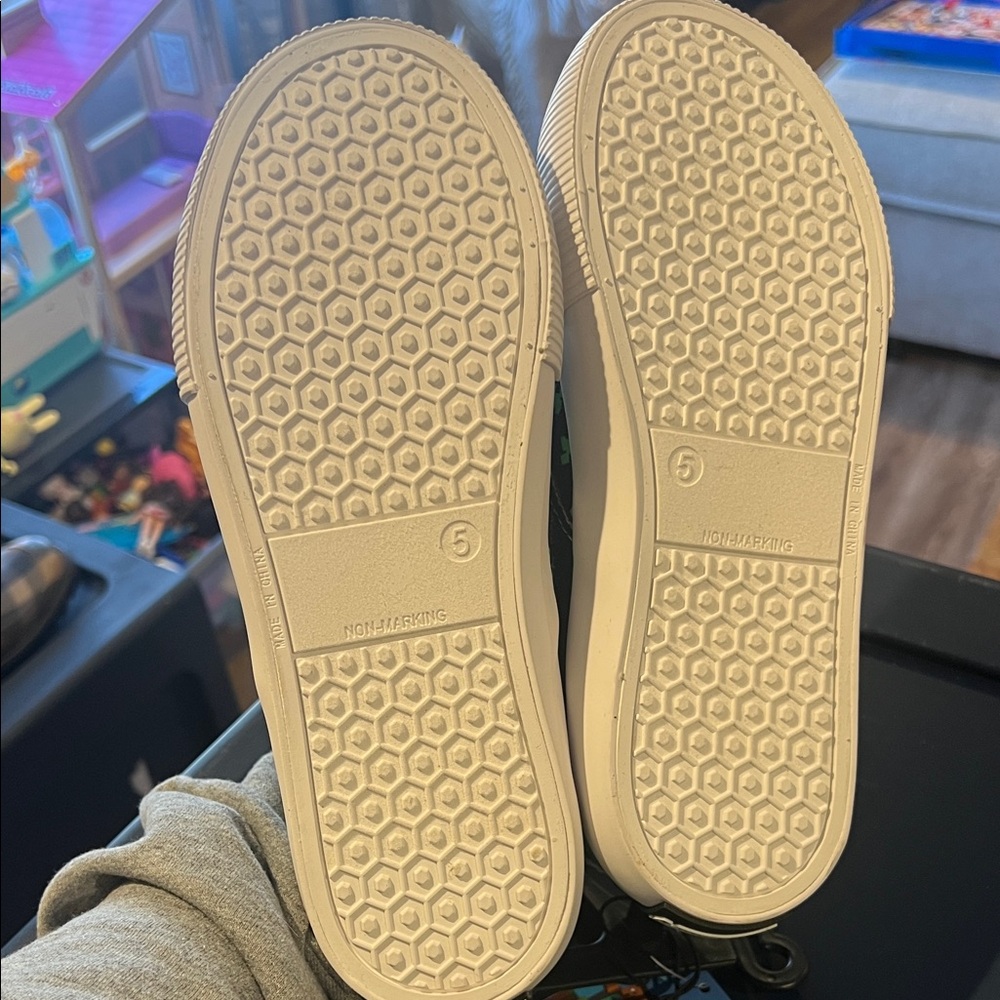 Stylish Black and Green Kids Slip-On Sneakers - Picture 5 of 5